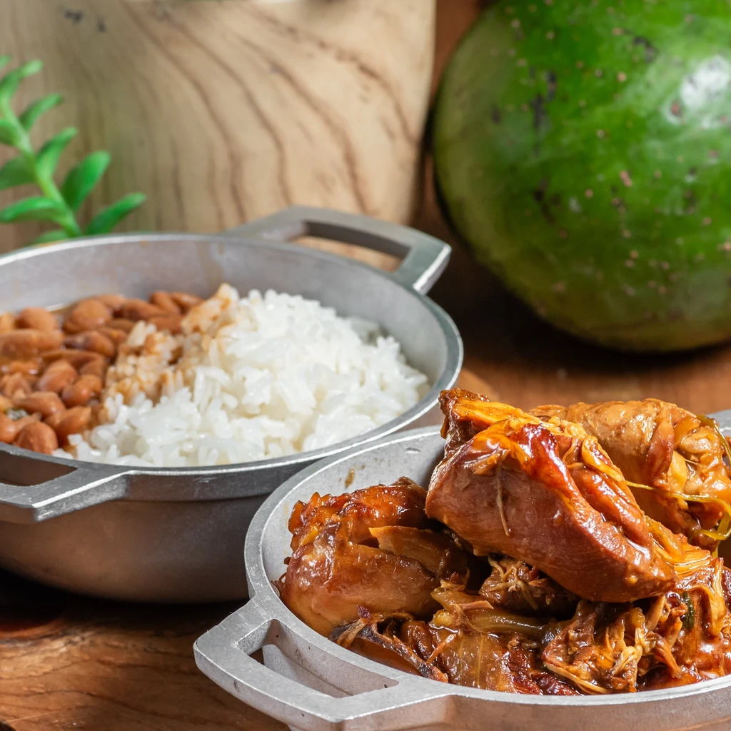 Pollo Guisado / Chicken Stew