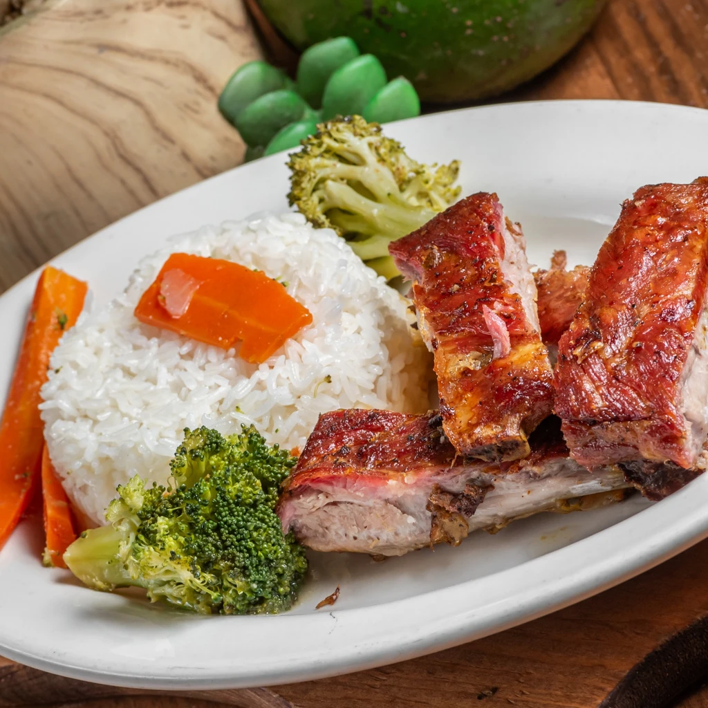 Costilla a La Brasa / Grilled Ribs 